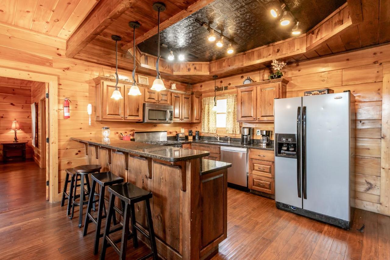 Smokystays 6 Bedroom Cabin Pigeon Forge Exteriör bild