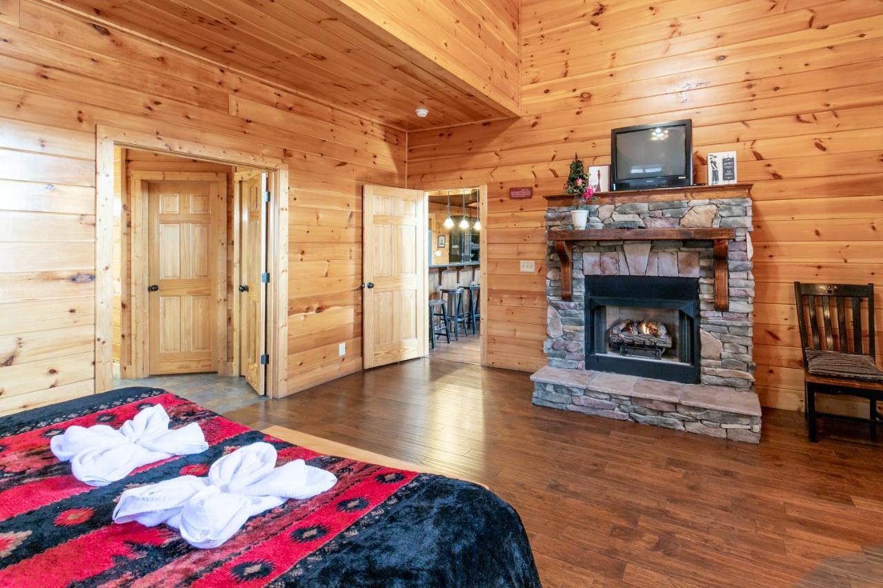 Smokystays 6 Bedroom Cabin Pigeon Forge Exteriör bild